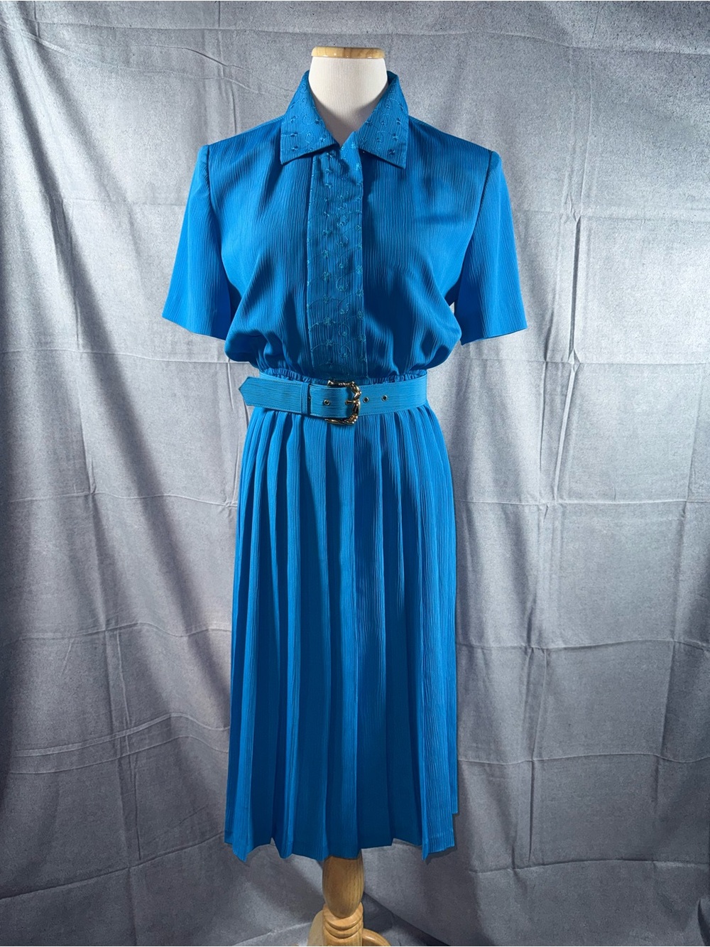 2617-Leslie Fay Vibrant Teal-Blue Pleated Midi Skirt with Matching Belt